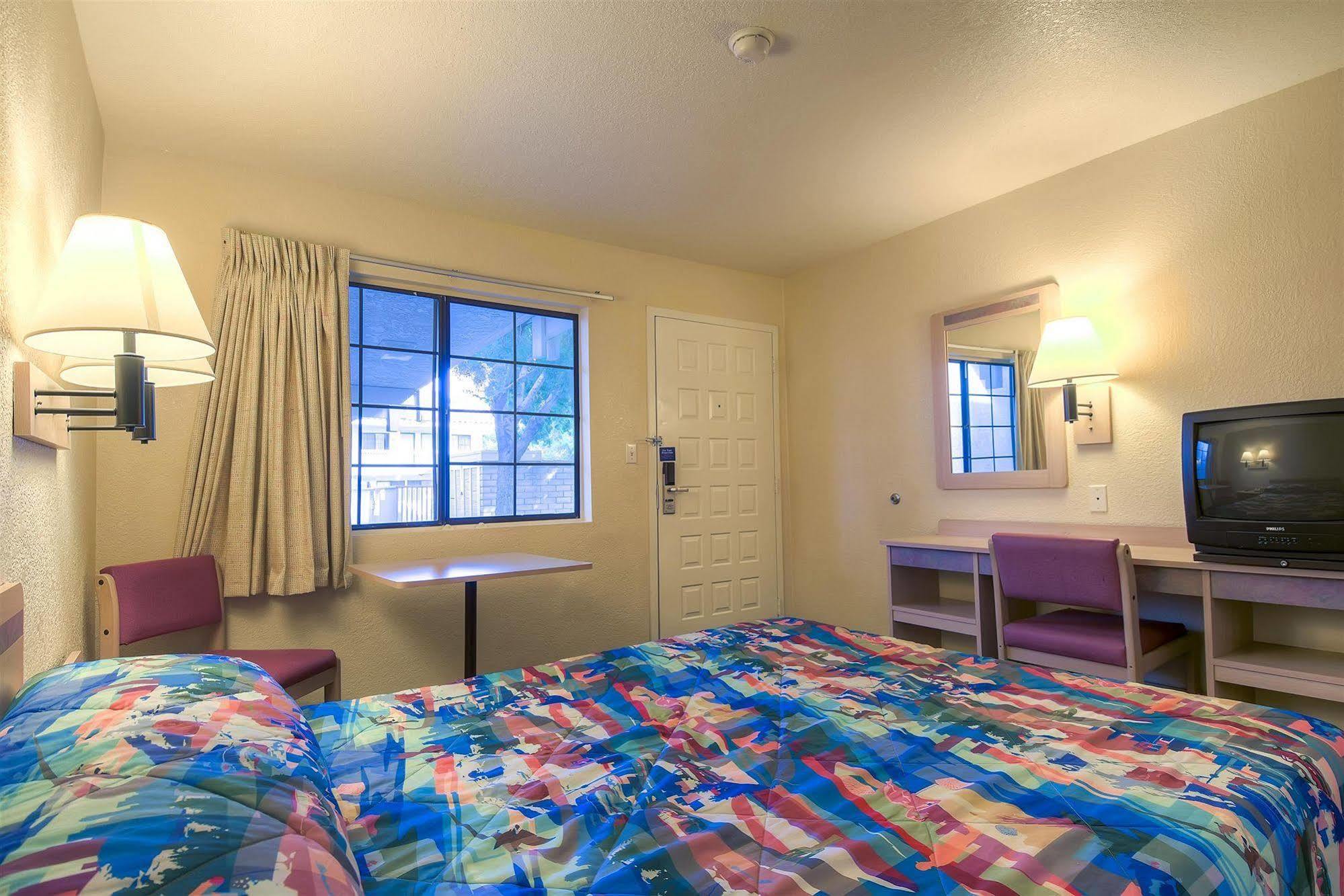 Motel 6-Barstow, Ca ภายนอก รูปภาพ