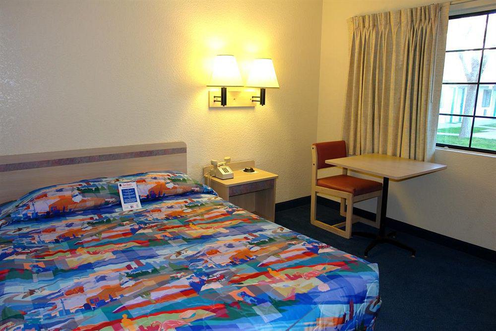 Motel 6-Barstow, Ca ภายนอก รูปภาพ